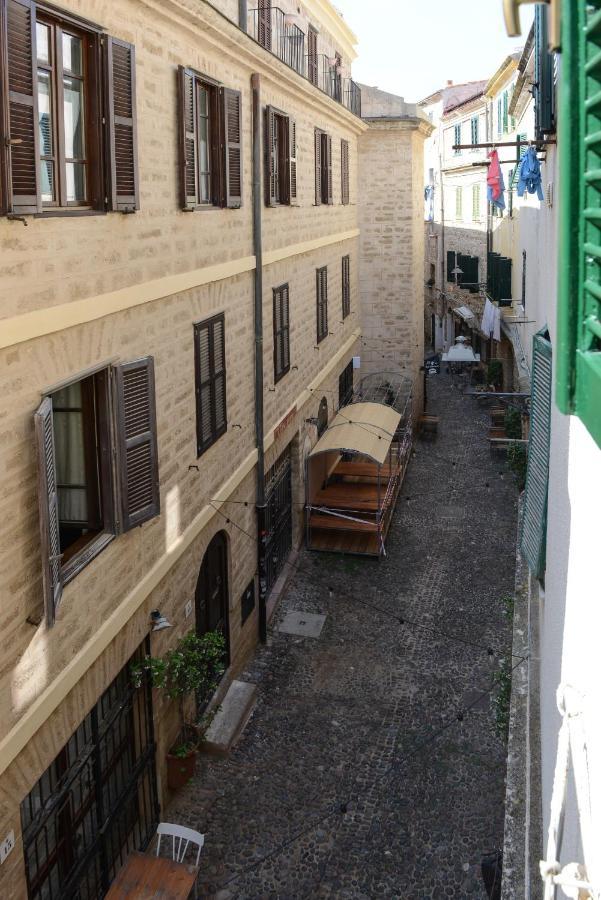 Old Town Secret Garden Apartman Alghero Kültér fotó
