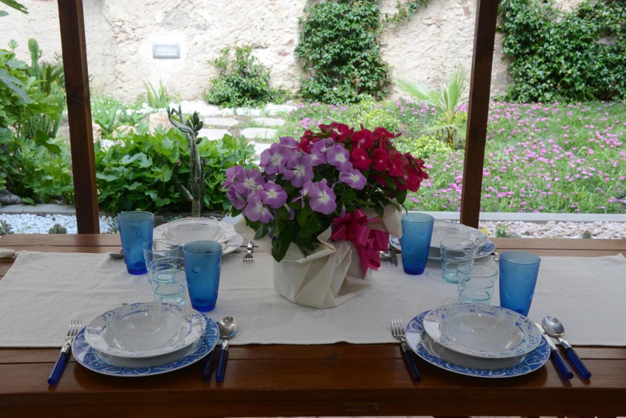 Old Town Secret Garden Apartman Alghero Kültér fotó